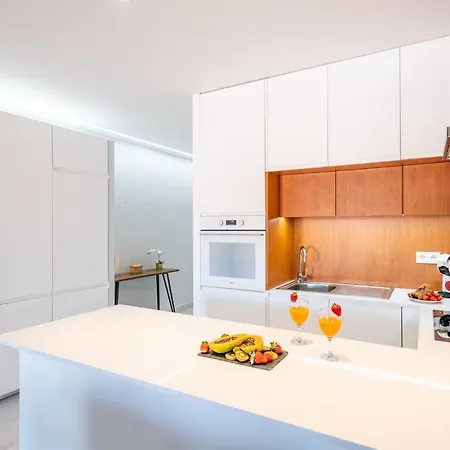 Melbourne 1 - Perto Da - * Albufeira